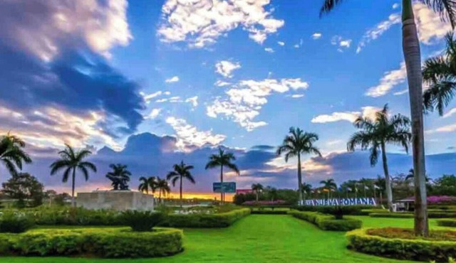 Spectacular beachfront apartment, Nueva Romana beach