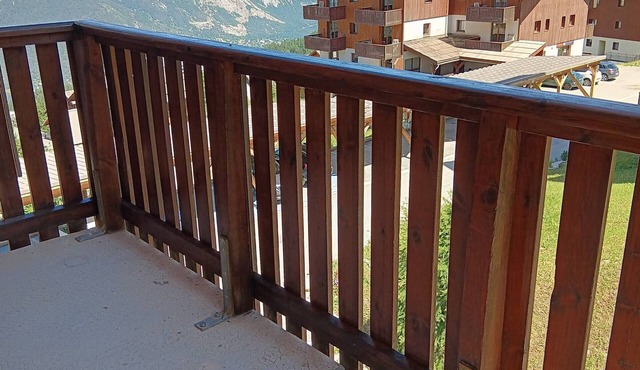 Studio for 4 People with Balcony and Ski Locker in Puy-Saint-Vincent