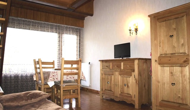 Studio for 4 People