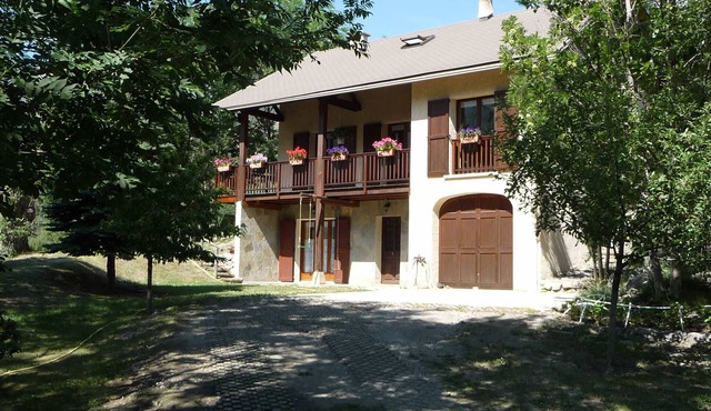 Studio in a detached house near Briançon Serre Chevalier