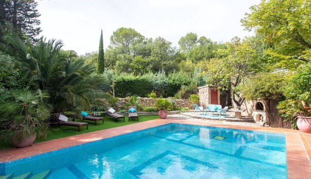 Stunning villa for 4 people with A/C, WIFI, private pool and TV