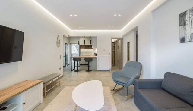 stylish zografou apartement
