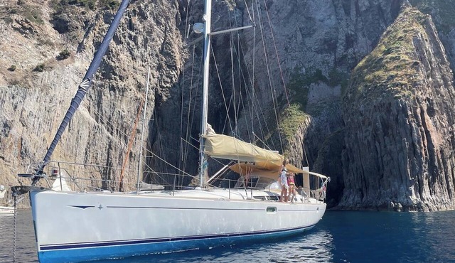 Sun-Kissed Sailing Adventure in Provence-Alpes-Côte d'Azur