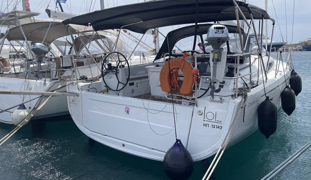 Sun-Kissed Sailing Adventure in the Saronic Islands