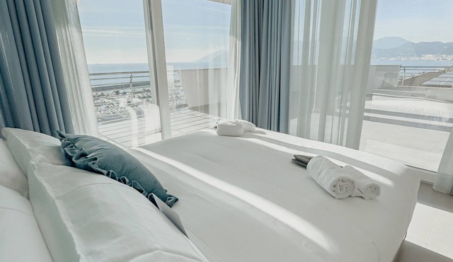 Sunset - Lilibeth Luxury Suites