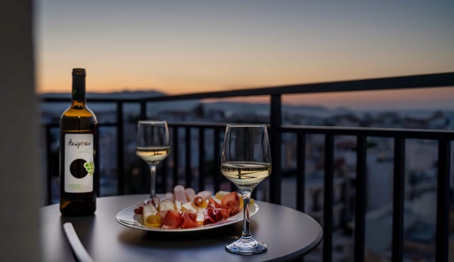 Sunset Luxury Suite - Roof Top Suite in the City Centre