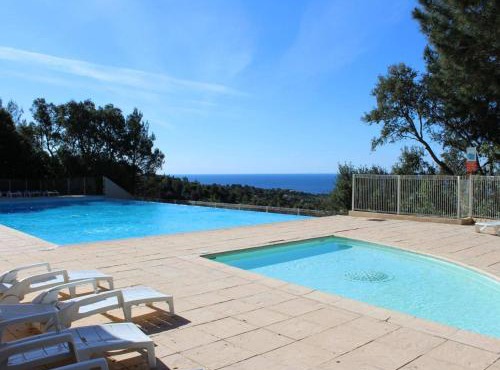 T3 cabine aux Issambres, piscine et parking inclus - FR-1-226-419