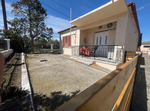 Tania's Country House Mavrothalassa by Horizon Homes
