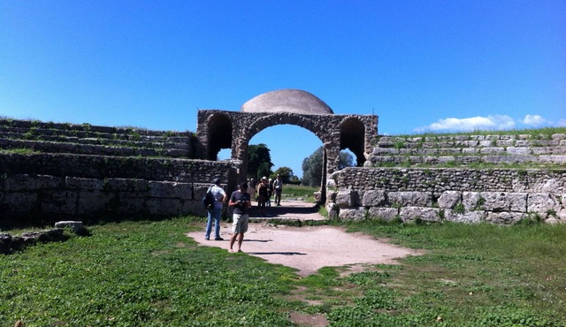 The Lemon Tree Villa, Paestum: Seaside, Huge Garden And Parking Facilities