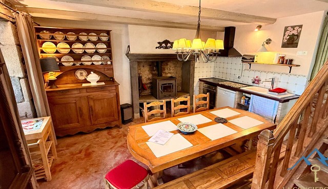 The Pond Mill (sleeps 6)