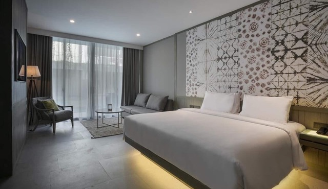 The Premier Sunshine Seminyak Suite