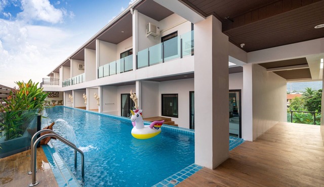 The Thames Pool Access Resort SHA+