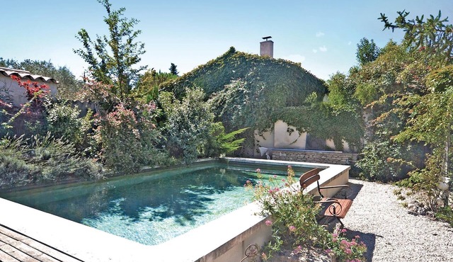 This holiday home with pool offers you comfort, nature experiences and an authentic ambience.