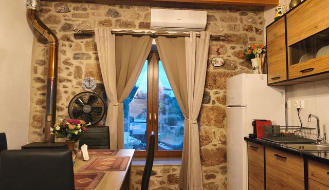 Tsitsinos Village Cottage