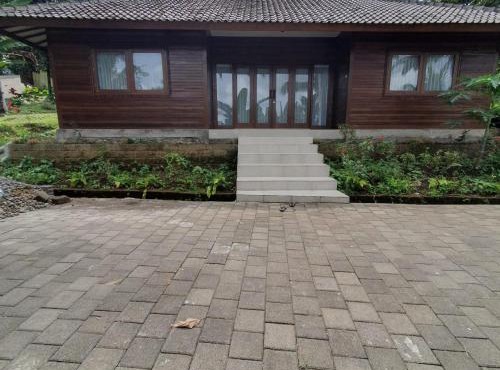Tulang House Estate