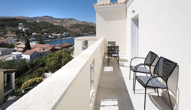 Two bedroom apartment with breathtaking seaviews