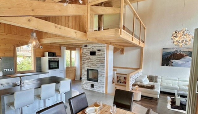 Upscale chalet, mountain view, 3 minutes from Megève