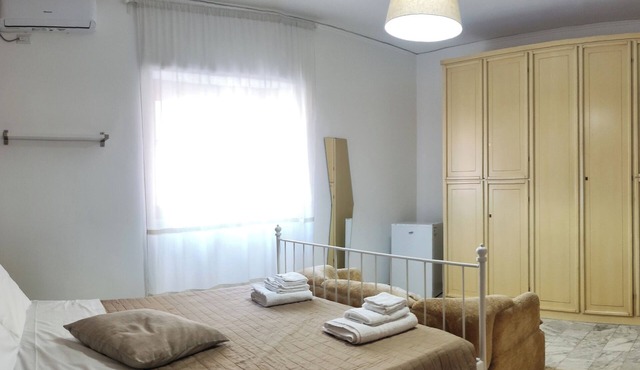 Vacation House - The Scent of the Sea.14 beds 50 meters from the sea!