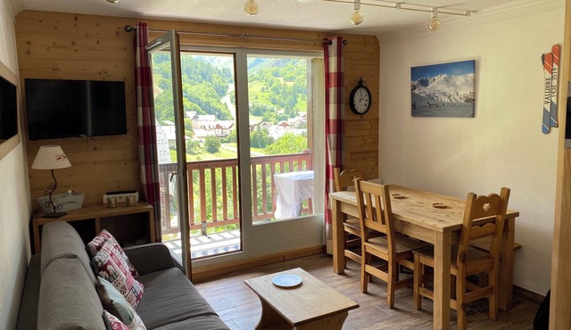 VALLOIRE duplex apartment for 8 people on the slopes heated swimming pool sauna hammam