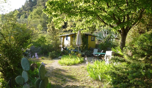 Veyronne caravan
