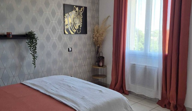 Villa 130 m2 with garden, private pool and lovely view