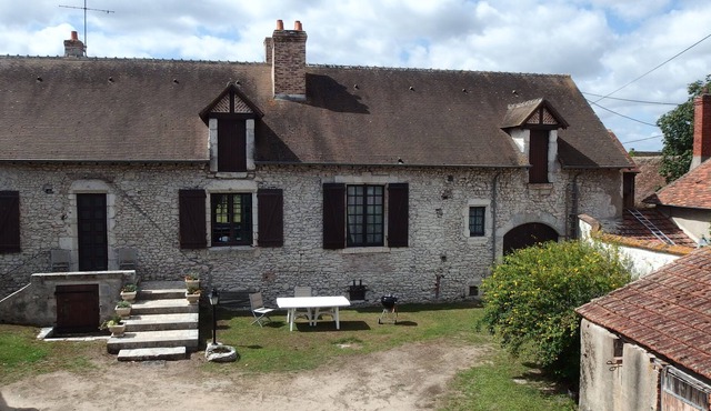 Vigneronne Farm near Chambord