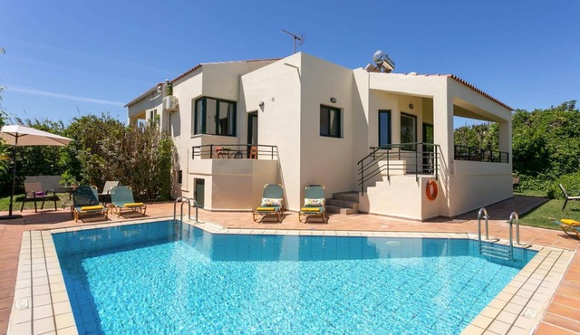 Villa Anni by Villa Plus