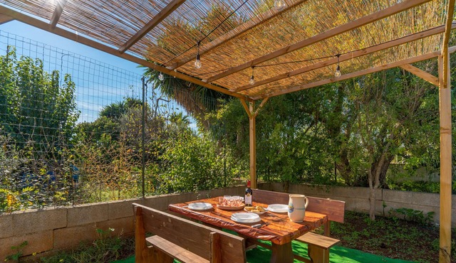 "Villa Ariete" with Garden, Shared Terraces & Wi-Fi