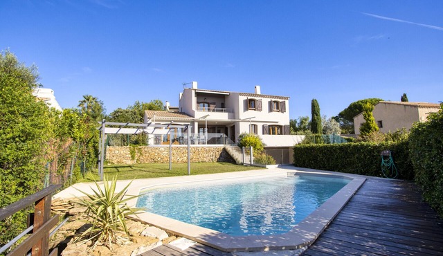 Villa Carpediem. Pool, AC, sea view, petanque