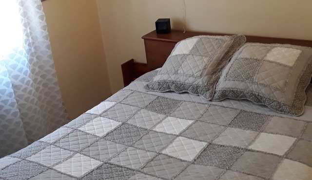 Villa de 3 Chambres, Climatisée et Sécurisée Entourée D'un Jardin Clos