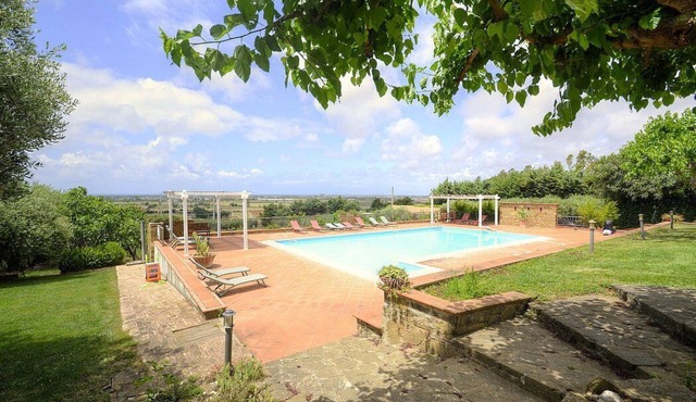 Villa dei Sorbi: A characteristic and welcoming three-story age-old farm house located on a hillside, facing the sea, with Free WI-FI.