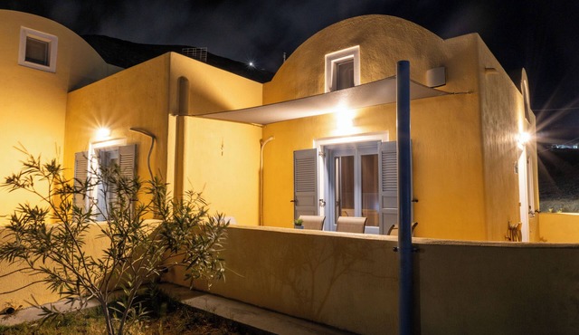 Villa Divina Private Traditional House