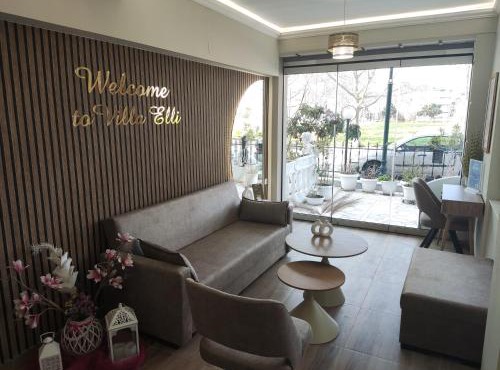 VILLA ELLI with free private Parking