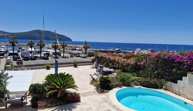 Villa en Front de mer Avec Piscine