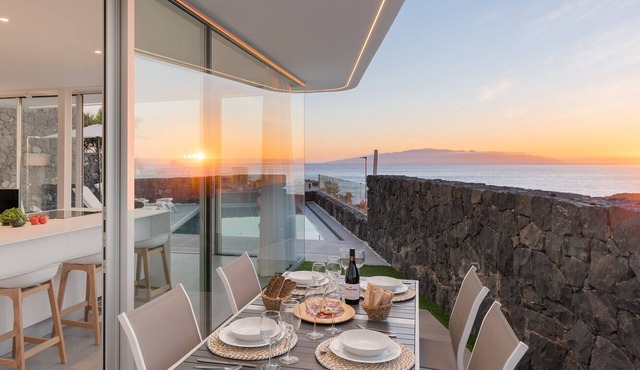 Villa Infinity