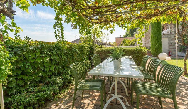Villa Le Contrade - Historic Village Retreat