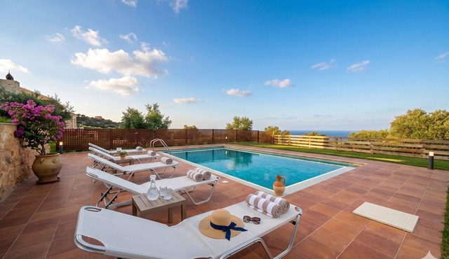 Villa Kivotos 3 Bedroom Private Pool