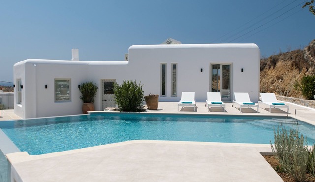 Villa Moustaki in Naxos Island