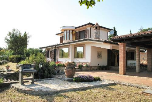 Villa Uva e Stelle in the quiet of the green hills