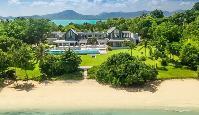 Villa Verai - Phuket Luxury Beachfront