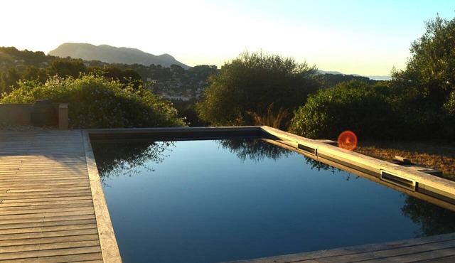Villa with pool and panoramic views in Ollioules