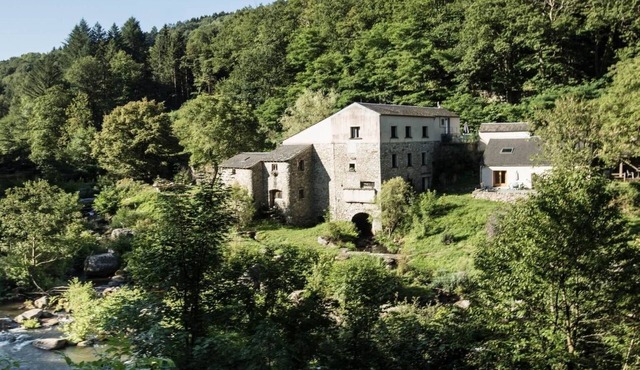 Wassermühle am Fluss by Interhome