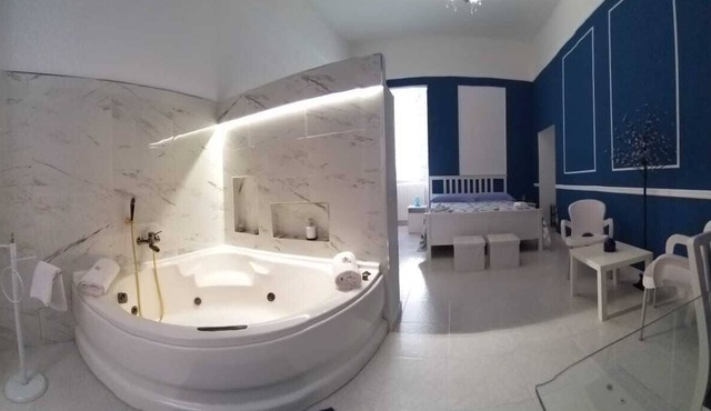 Water Room Suite