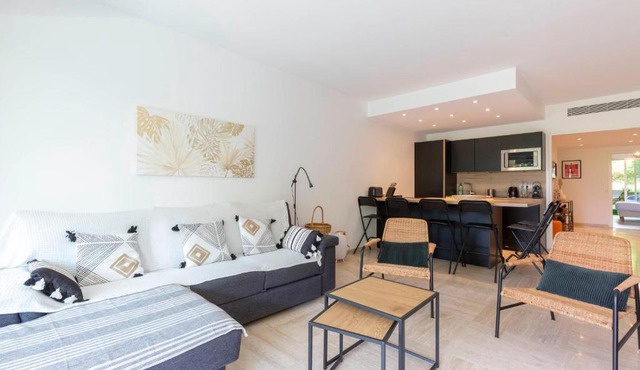 WE CANNES ! Exceptional 4 rooms apartment Cannes Center swimming pool