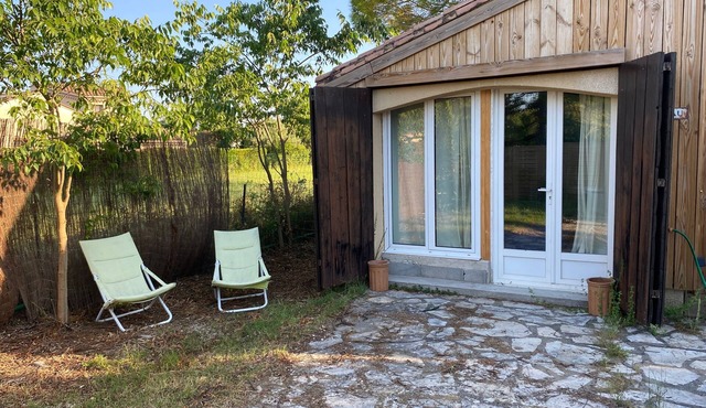 Welcome to the Duchy of Uzes, in the charming village of Ste Eulalie.