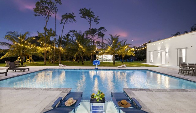White House/Family Adventure/Miami & Keys/HeatherPool