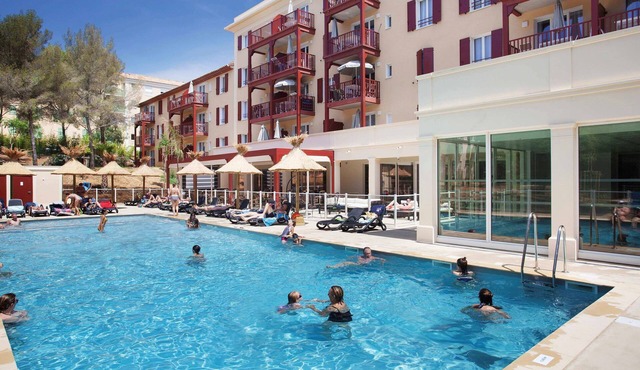 Wi-Fi gratuit | 10 Minutes de la Plage à Pied!