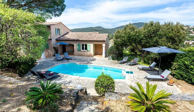 Wonderful private villa with WIFI, private pool, A/C, TV, terrace, pets allowed and panoramic view