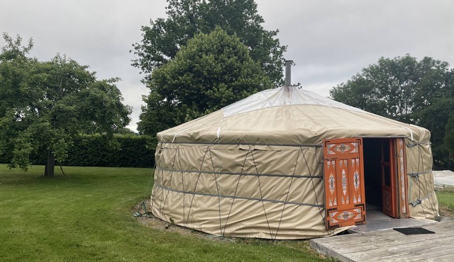 Yurt in the Heart of the Puy de Dôme Volcanoes