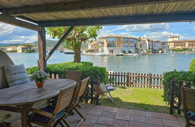 Apartment 4 persons et 10 m mooring Port Grimaud